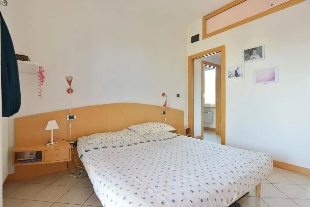 Super Sunny Penthouse With Terrace Apartment Rome